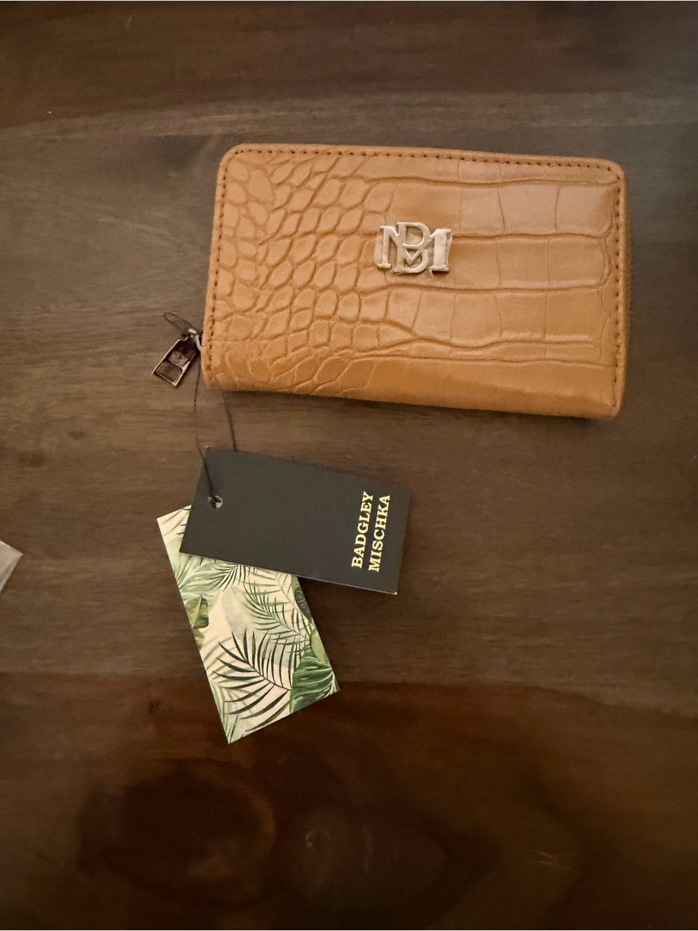 Badgley Mischka wallet croc embossed texture vegan leather nwt
